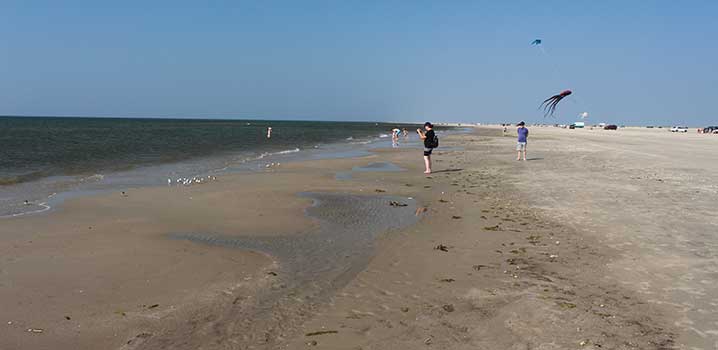 Genießen Sie den breiten Strand von Fanö in Ihrem Urlaub auf der Nordseeinsel Genießen Sie den breiten Strand von Fanö in Ihrem Urlaub auf der Nordseeinsel