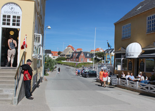 Town environment in Lønstrup with galleries and restaurants Town environment in Lønstrup with galleries and restaurants