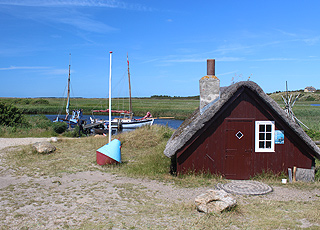 Den lille, hyggelige havn ved Nymindegab ligger i bunden af Ringkøbing Fjord Den lille, hyggelige havn ved Nymindegab ligger i bunden af Ringkøbing Fjord