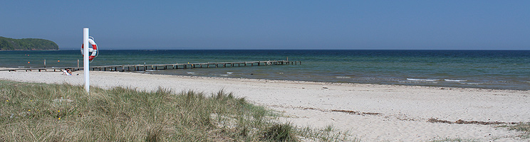 Long bathing jetty by the wide sandy beach in the holiday home area Vejlby Fed Long bathing jetty by the wide sandy beach in the holiday home area Vejlby Fed