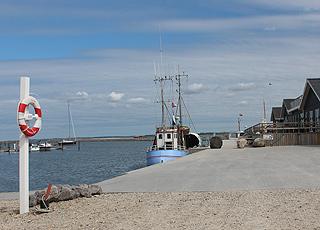 Trevlig hamn med fiske-, motor- och segelbåtar i fritidsområdet Vinderup Trevlig hamn med fiske-, motor- och segelbåtar i fritidsområdet Vinderup