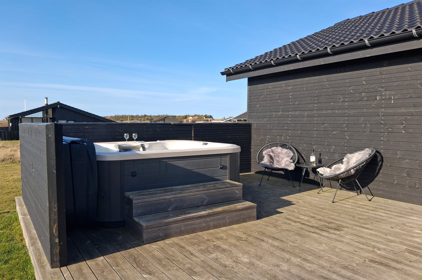 Dein modernes Ferienhaus nur 800 m vom Strand entfernt! - Bild 3