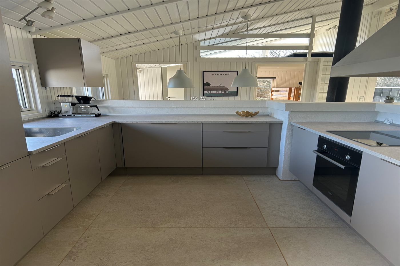 Entspannendes Ferienhaus mit Pool und Meerblick in Lønstrup - Bild 4