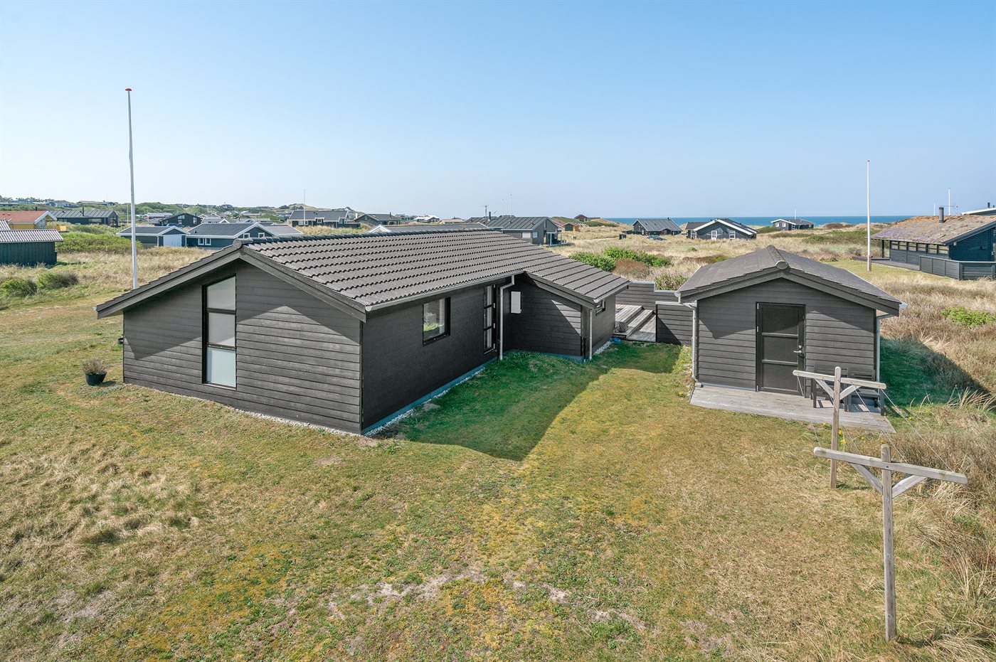 Dein idyllisches Ferienhaus nur 175 m vom Strand entfernt! - Bild 2