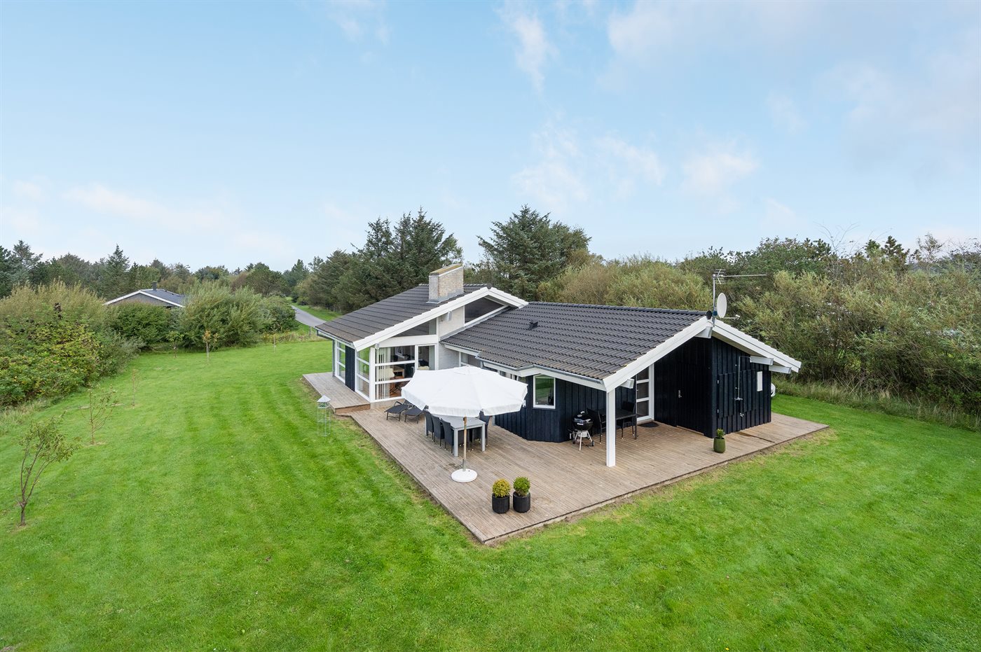 Sommerhus 11 0425 I Lønstrupnørlev Nordvestjylland Sol Og Strand 