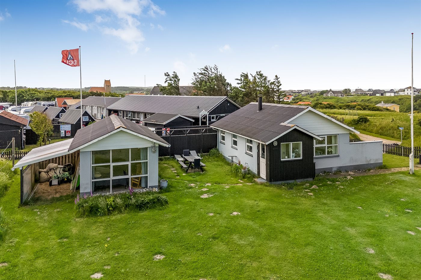 Einladendes Ferienhaus mit Meerblick in Lønstrup