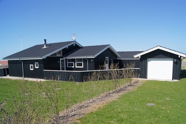 Nr. Lyngby (Tjørnevej) sommerhus med havudsigt