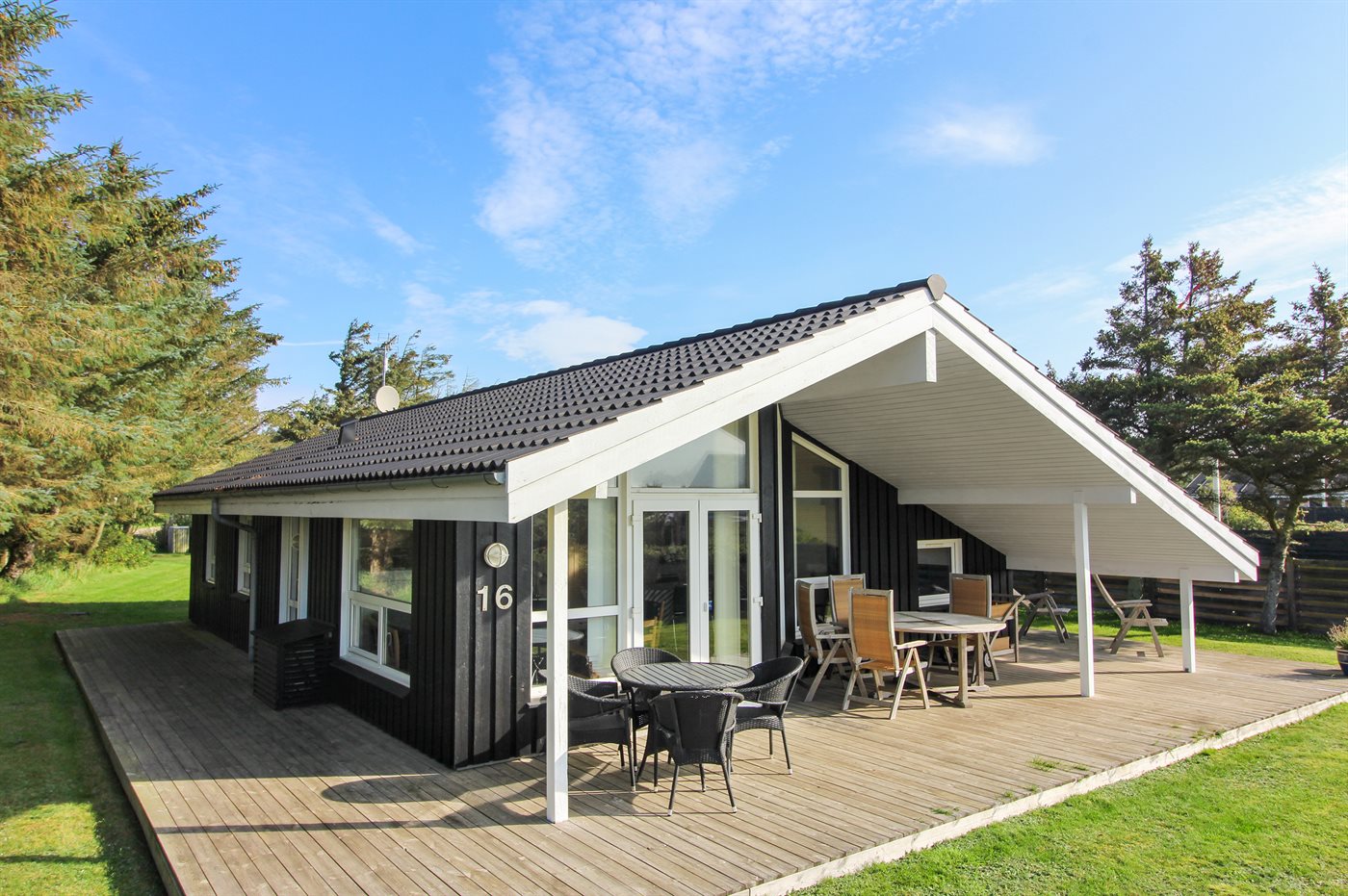 Wellness-Idylle nahe Strand & Dünen: Dein Urlaub in Lökken