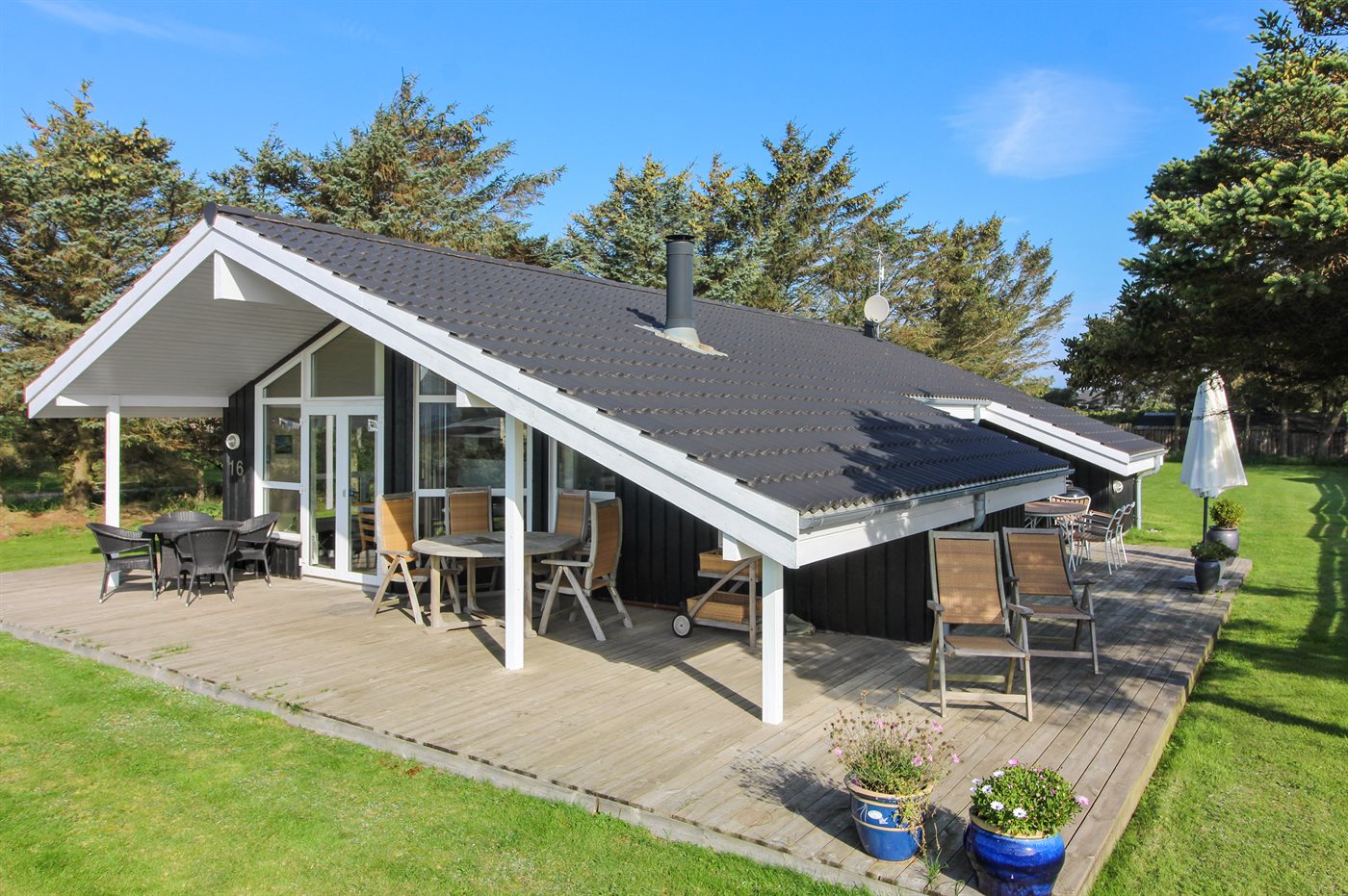 Wellness-Idylle nahe Strand & Dünen: Dein Urlaub in Lökken - Bild 2