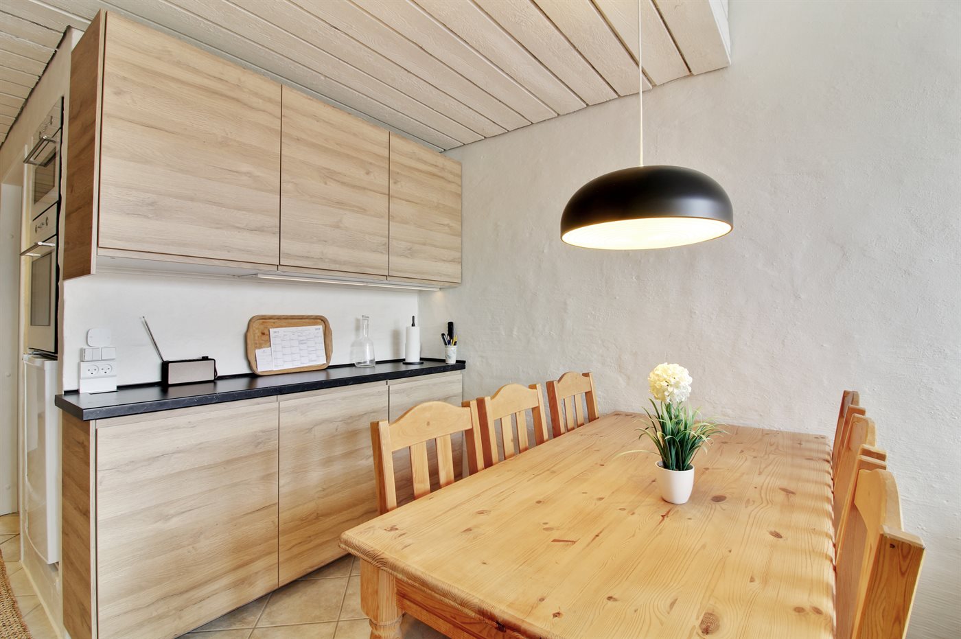 Entspanne im gemütlichen Ferienhaus nur 500 m vom Strand! - Bild 3