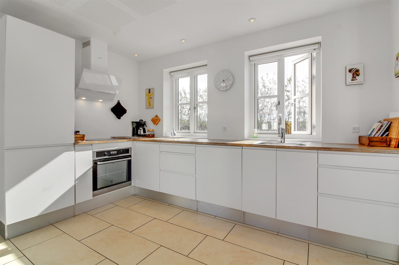 Stilvolles Stadthaus mit Sauna & Kamin nahe Strand in Lökken - Bild 4