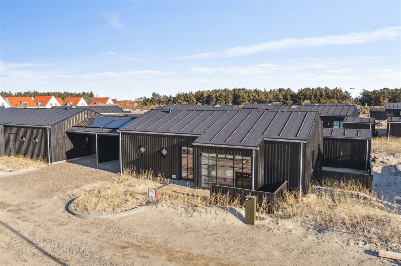 Modernes Ferienhaus mit Sauna, Kamin & nah am Strand in Løkken
