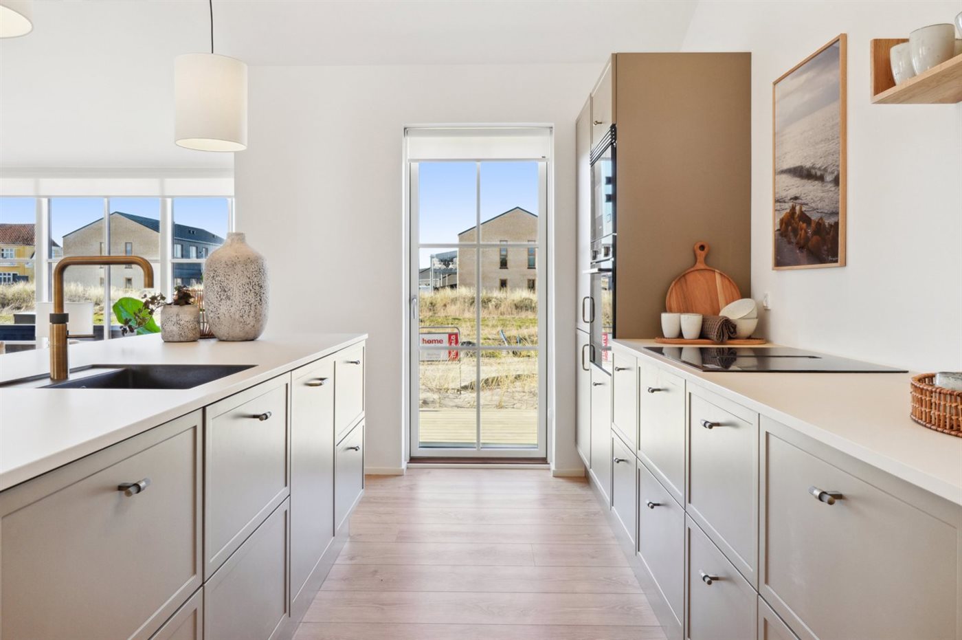 Modernes Ferienhaus mit Sauna, Kamin & nah am Strand in Løkken - Bild 5