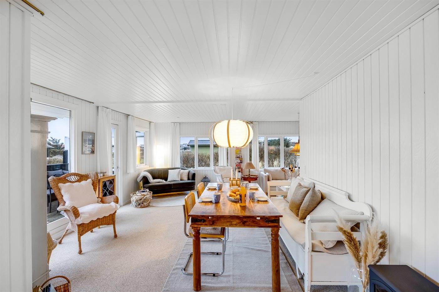 Strandnahes Ferienhaus mit Sauna, Meerblick & Kamin in Lökken - Bild 3
