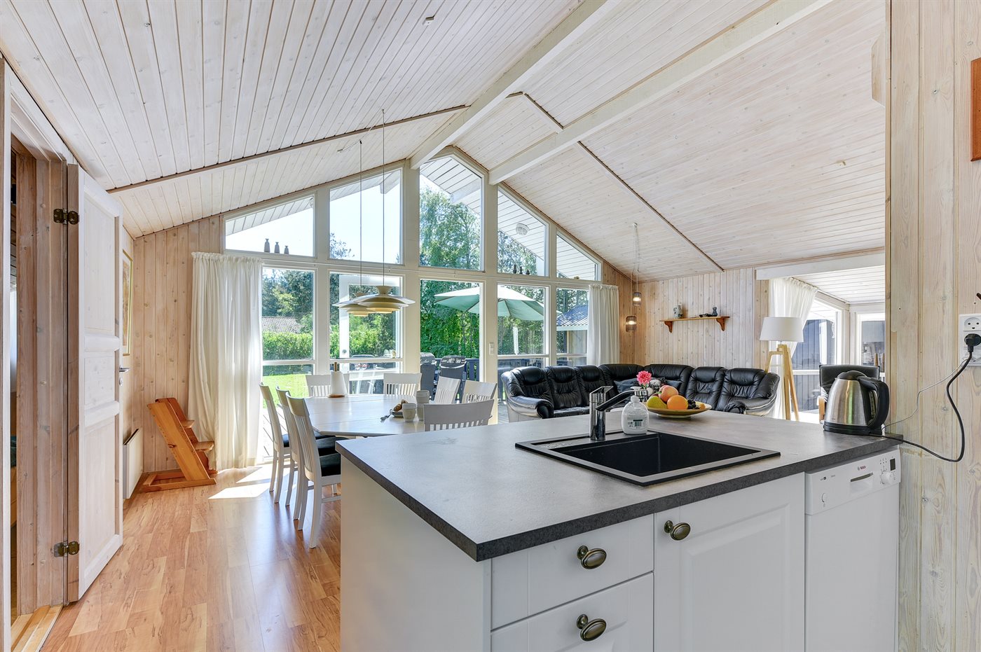 Urlaubsglück in Saltum: Gemütliches Ferienhaus mit Terrasse - Bild 5