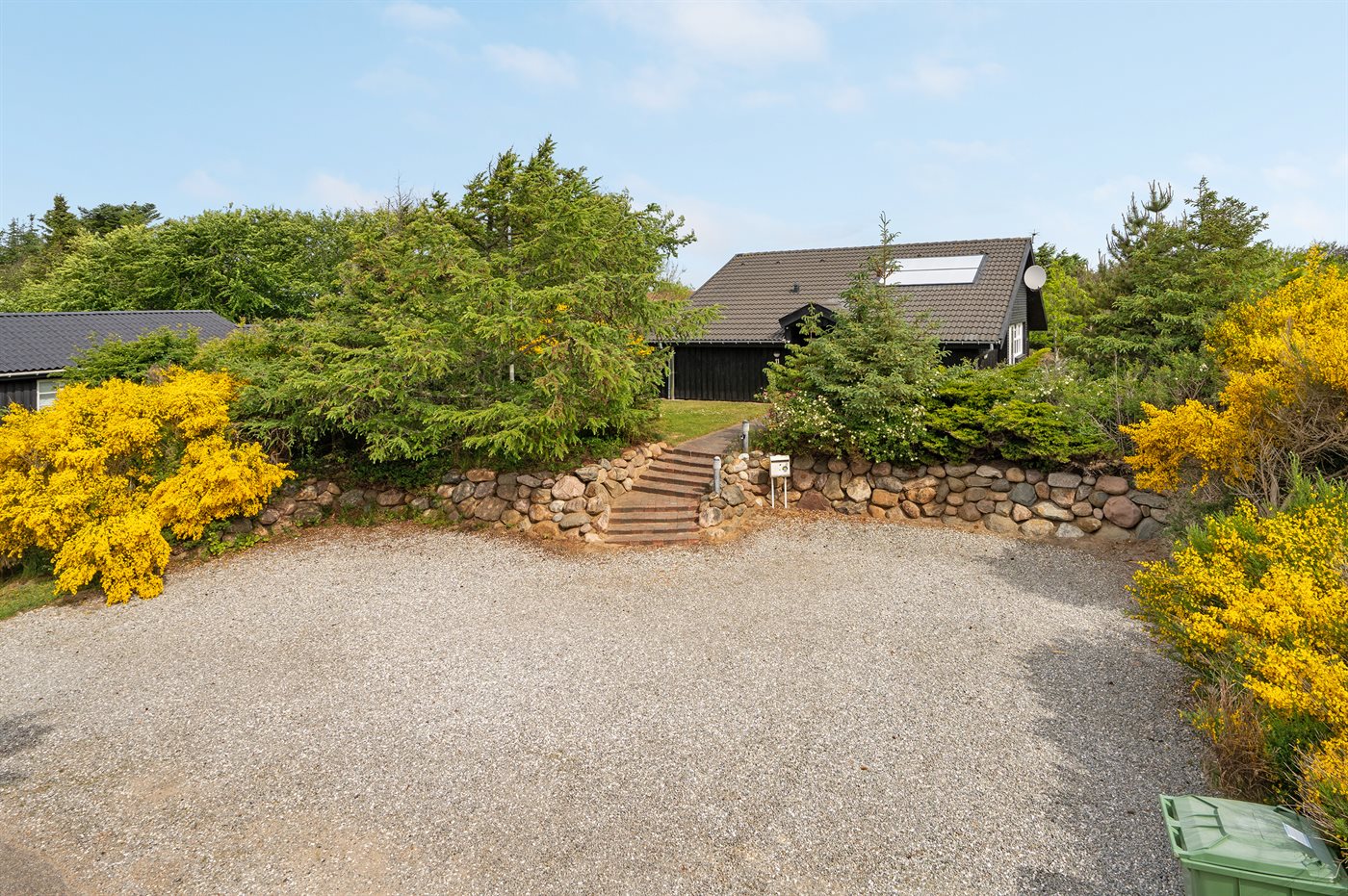 Urlaubsparadies in Blokhus: Pool, Sauna und Spaß für alle!