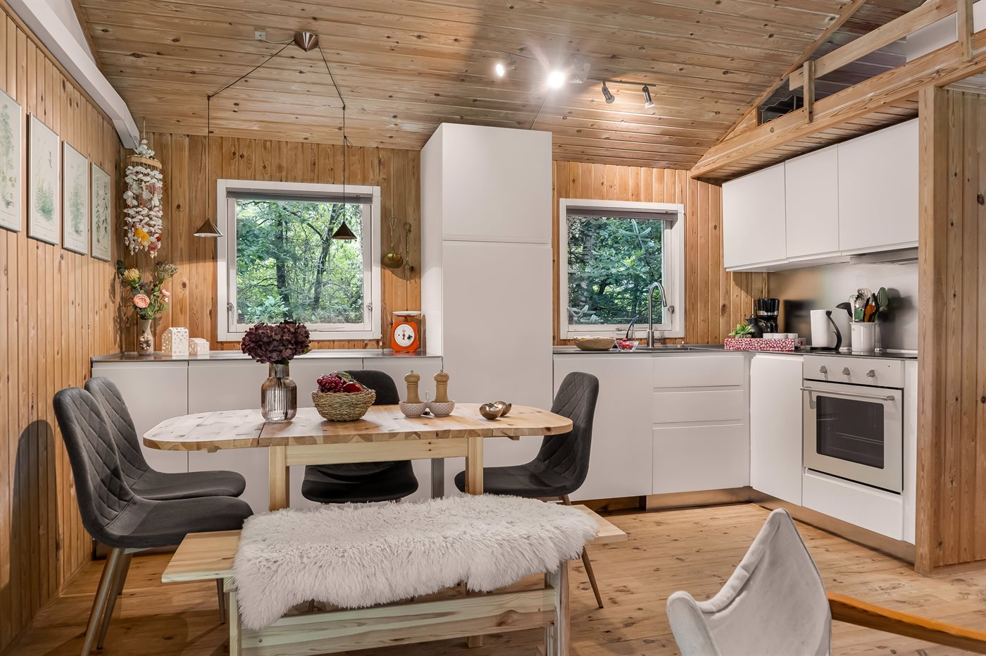 Gemütliches Ferienhaus mit Sauna und Terrasse in Rödhus - Bild 5