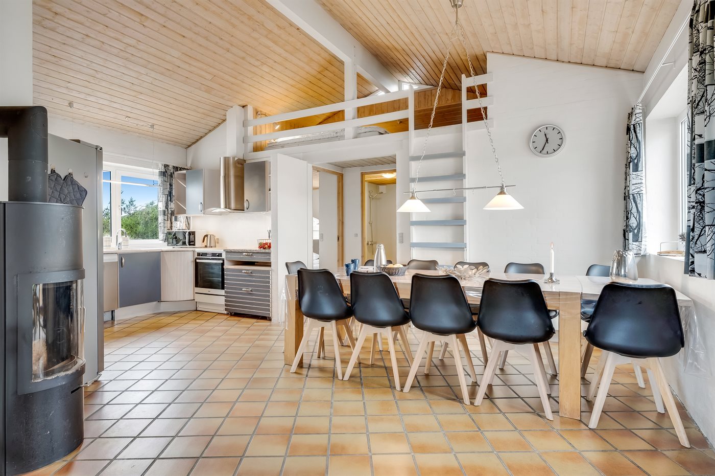 Strandnähe und Poolvergnügen – Dein Traumhaus in Klitmøller! - Bild 5