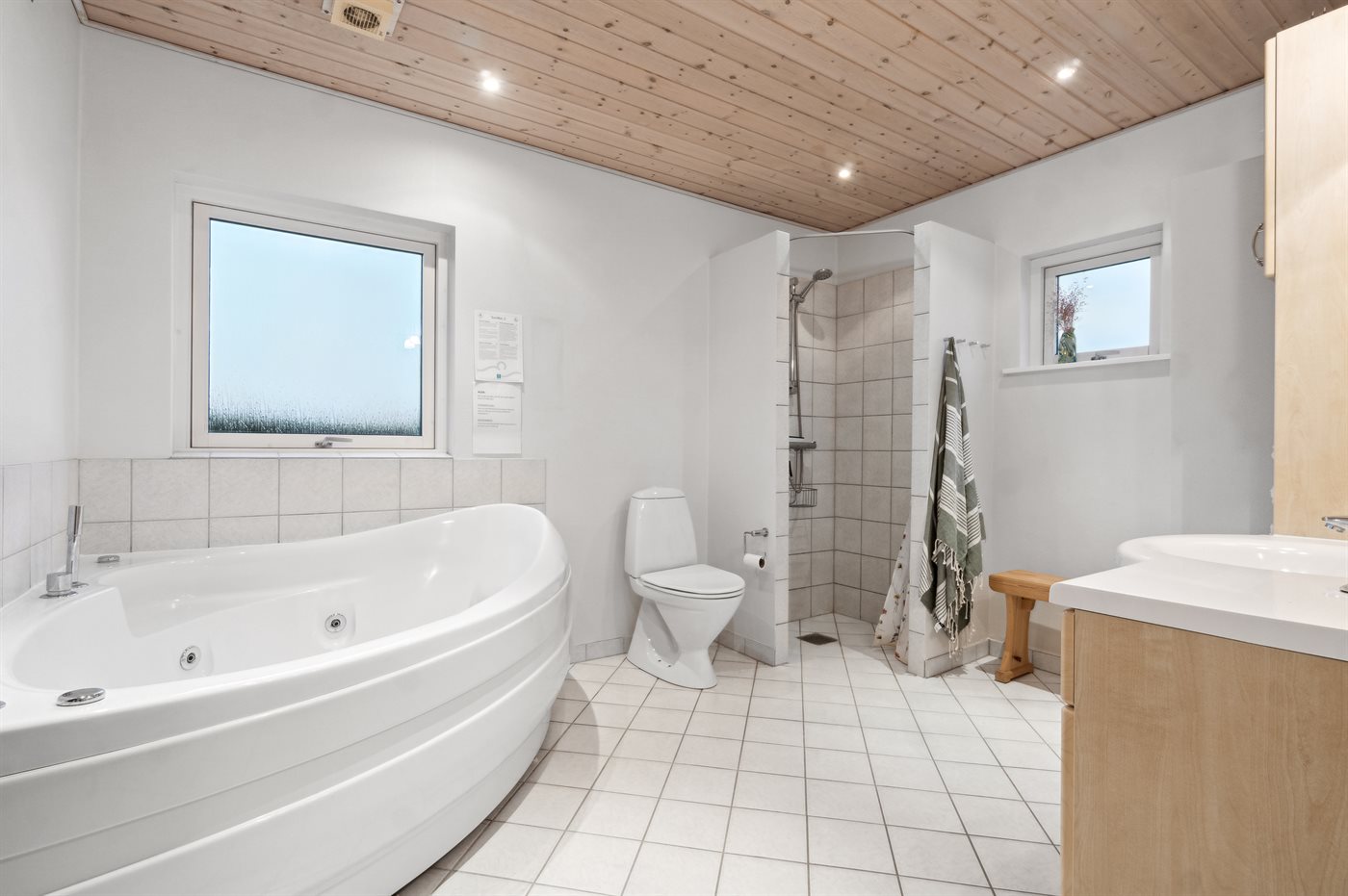 Wohlfühl-Oase mit Sauna & Meerblick nah am Surferparadies - Bild 2