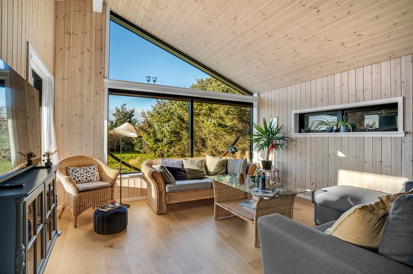 Modernes Ferienhaus mit Sauna & Meerblick in Klitmöller - Bild 2