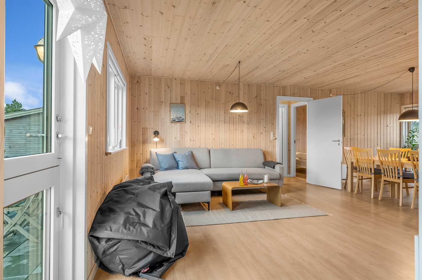 Modernes Ferienhaus mit Sauna, Meerblick & Kamin in Klitmöller - Bild 2