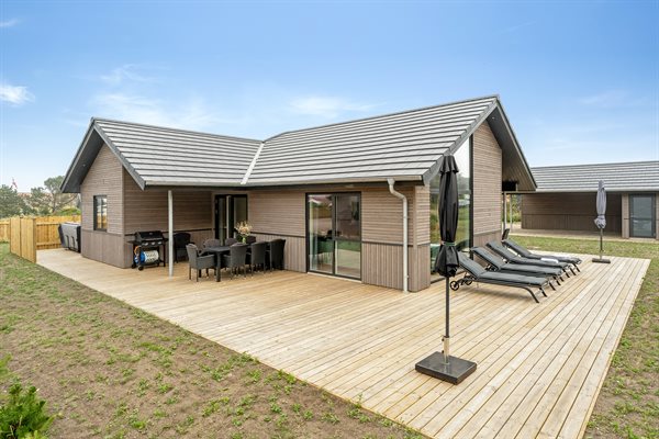 Sommerhus til 11 personer beliggende i Vorup�r