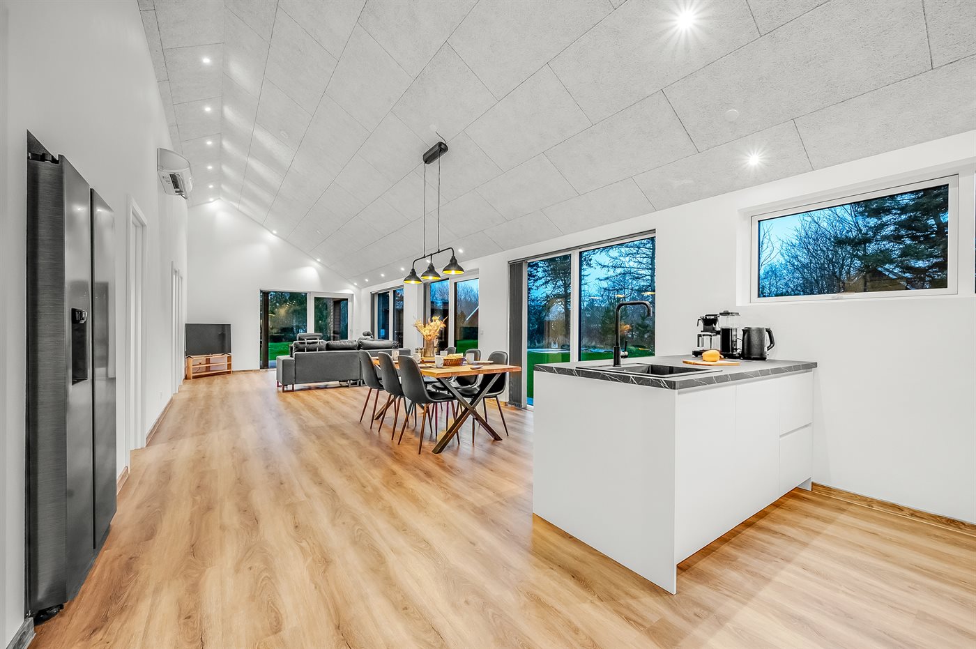 Dein modernes Urlaubsparadies mit Hot Tub und Meerblick! - Bild 3