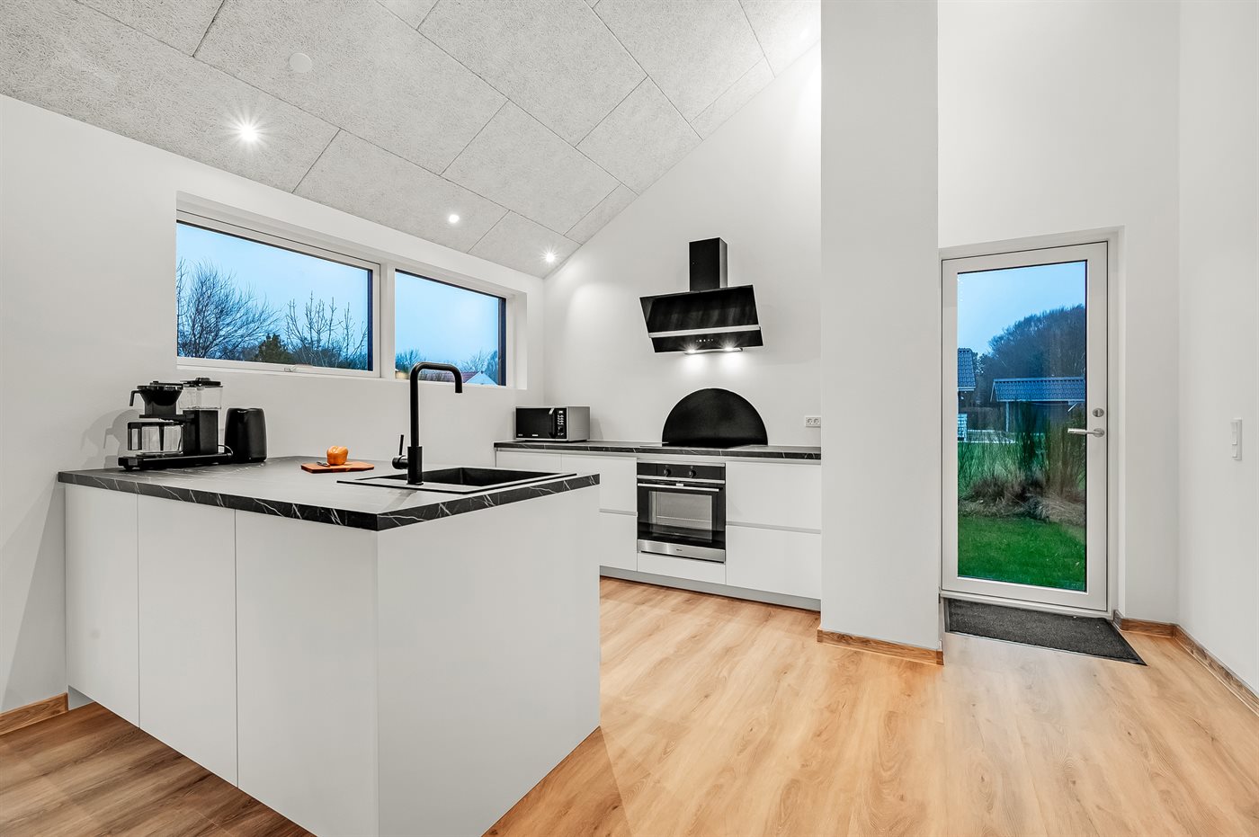 Dein modernes Urlaubsparadies mit Hot Tub und Meerblick! - Bild 5