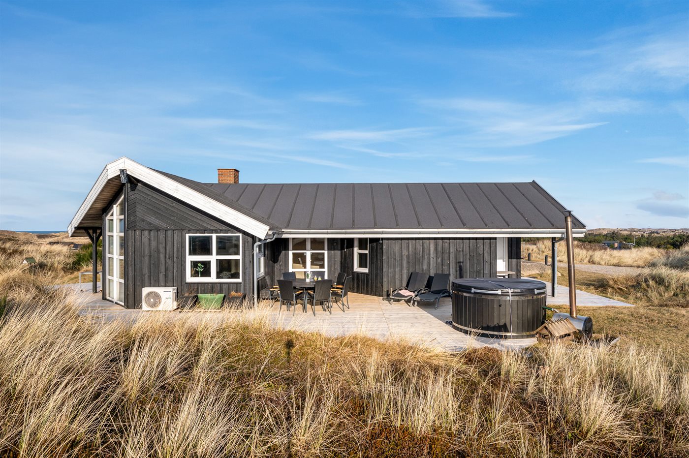 Dein Traumhaus am Houvig Strand – Jetzt Urlaub genießen! - Bild 2