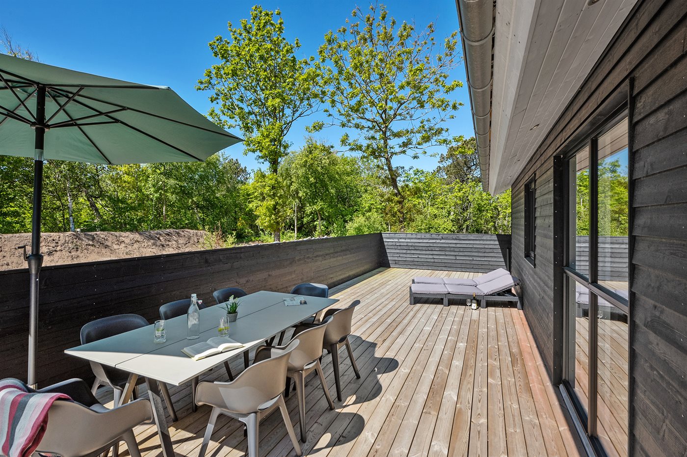 Entspanne im modernen Ferienhaus mit Sauna und Whirlpool! - Bild 2