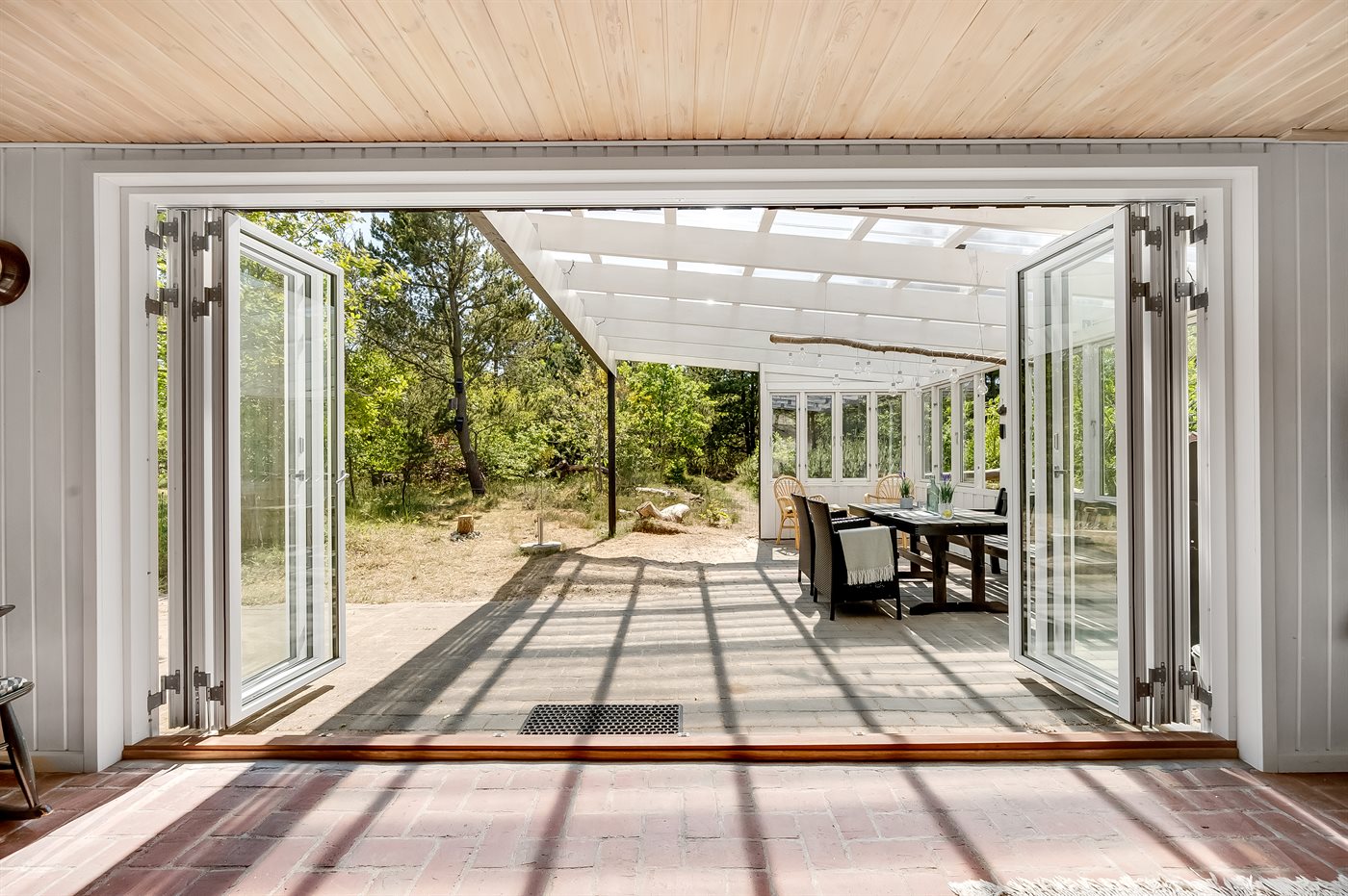 Großes Ferienhaus mit Sauna & Hobbyraum, nah am Strand - Bild 3