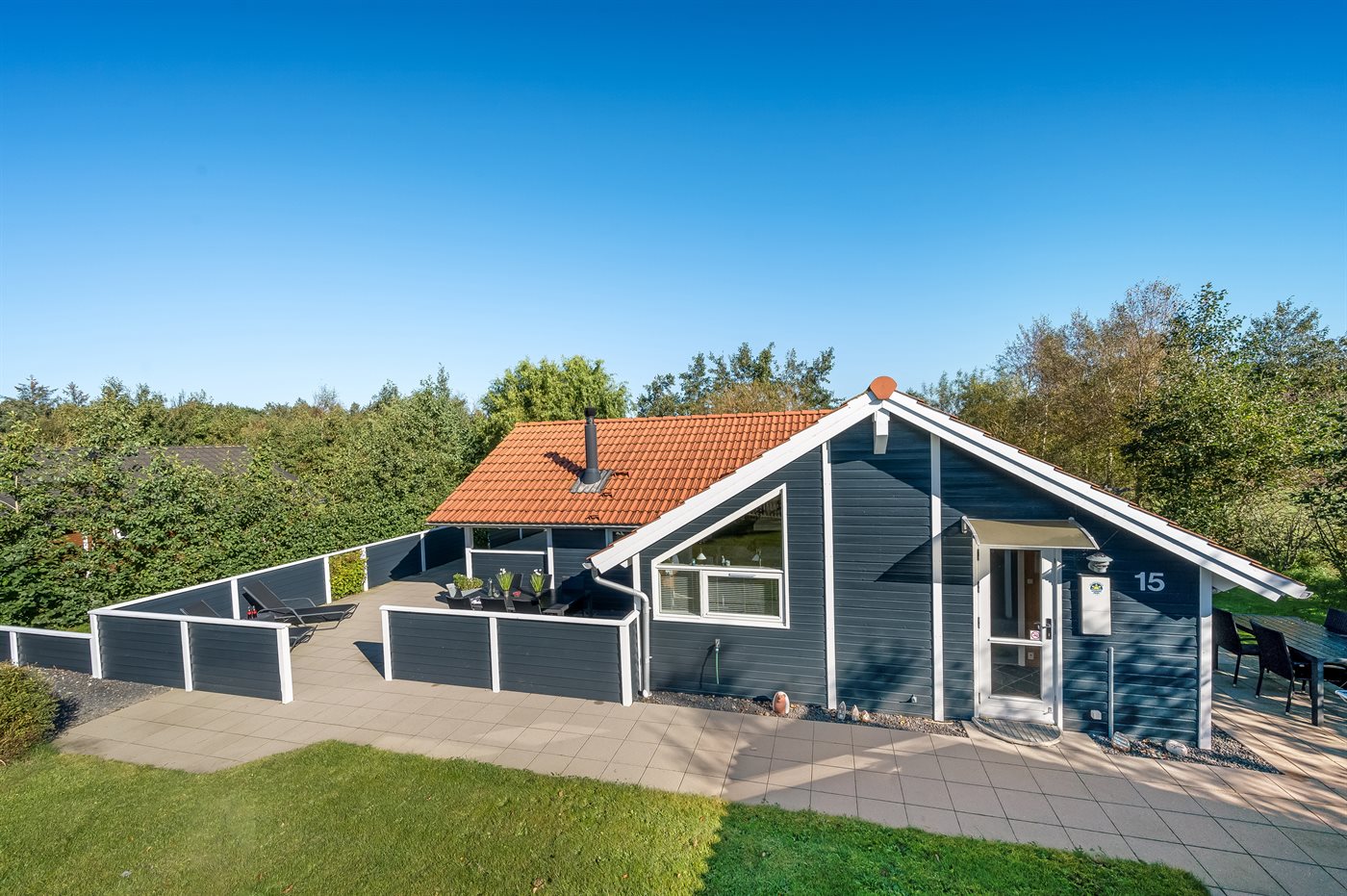 Entspannendes Ferienhaus mit Gartenparadies in Bork Havn