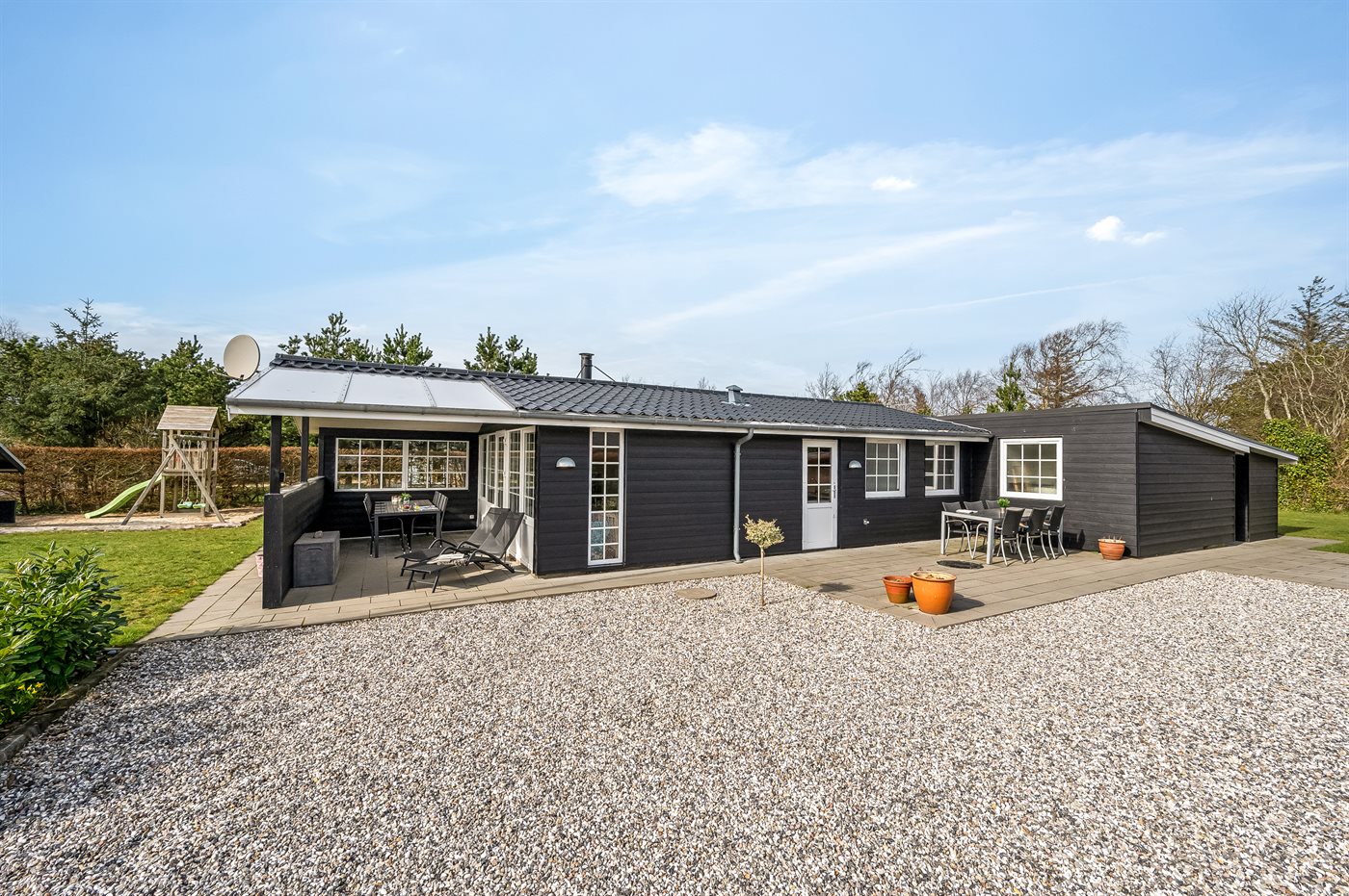 Gemütliches Ferienhaus mit Sauna und Garten in Skaven Strand