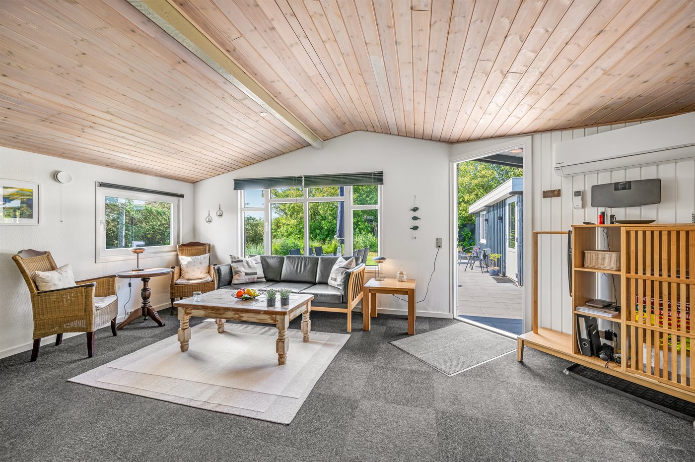 Wohlfühloase mit Sauna, Kamin & Terrasse am Skaven Strand - Bild 4