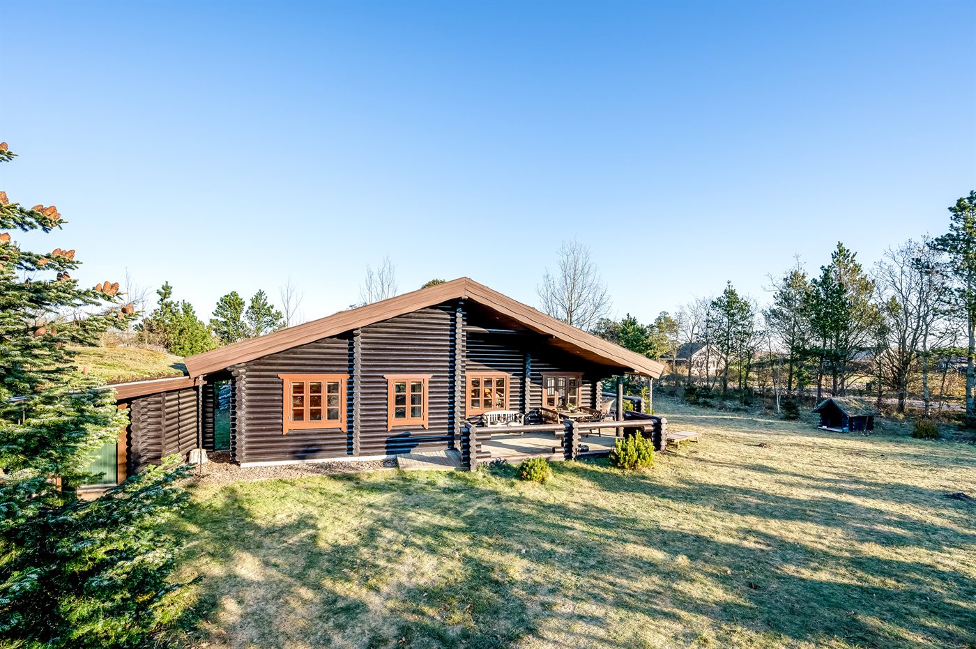 Entspanne im gemütlichen Balkenferienhaus in Skjern!