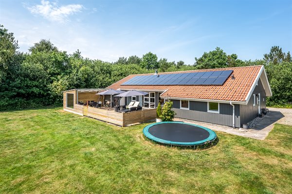 Ferienhaus f�r 10 Personen mit Pool in Houstrup