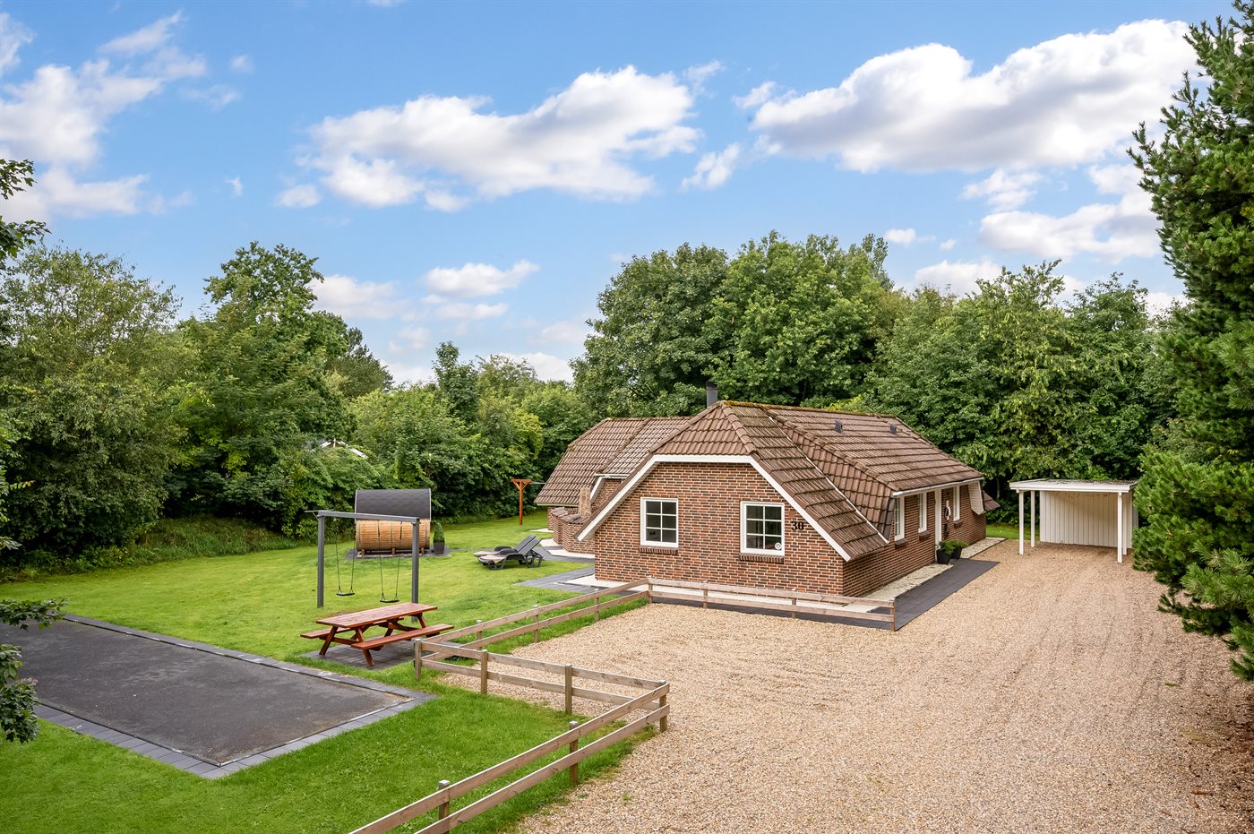 Urlaubstraum mit Pool und Sauna im idyllischen Jegum!