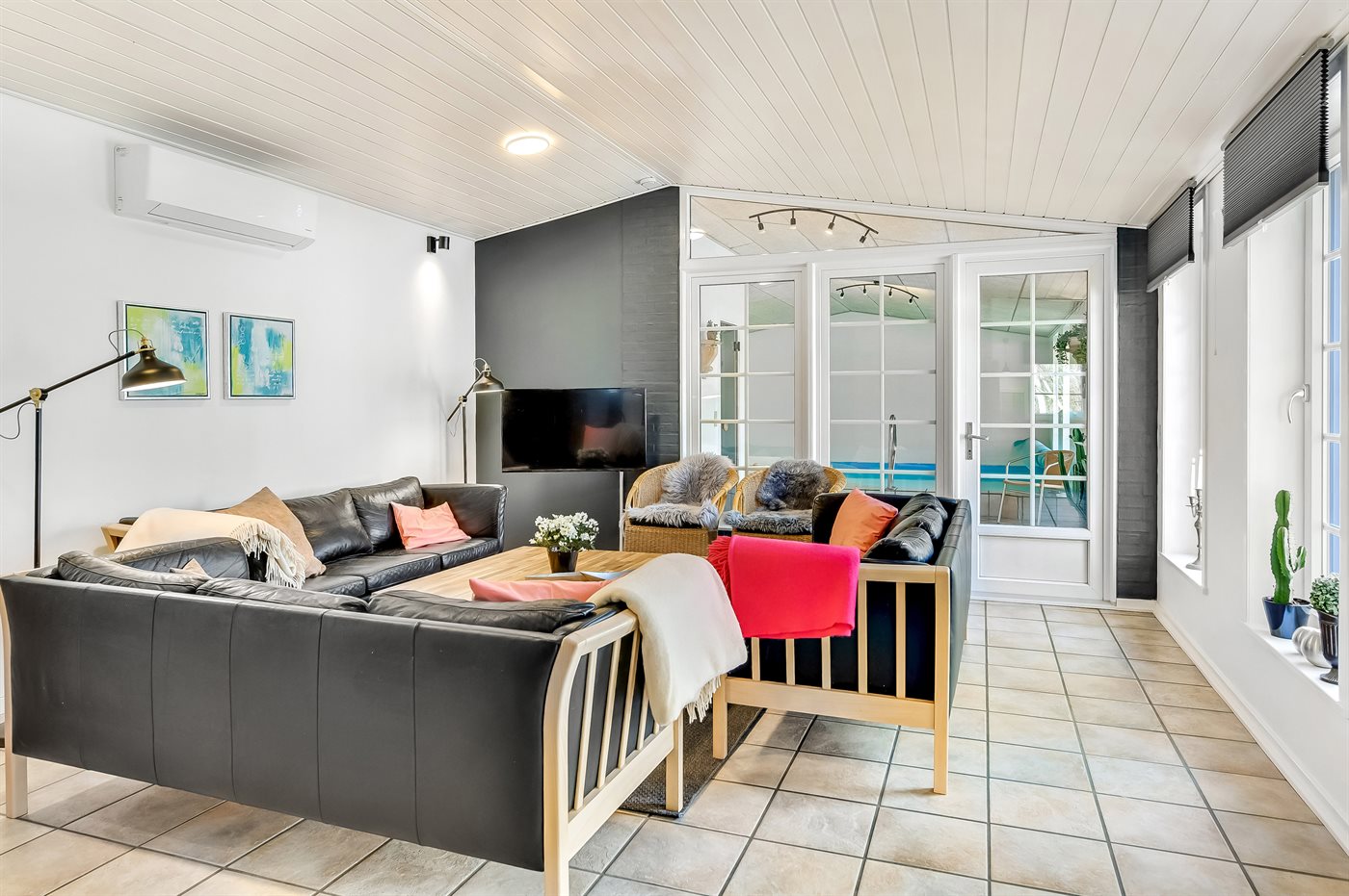 Urlaubstraum in Blåvand: Dein modernes Ferienhaus mit Pool! - Bild 3