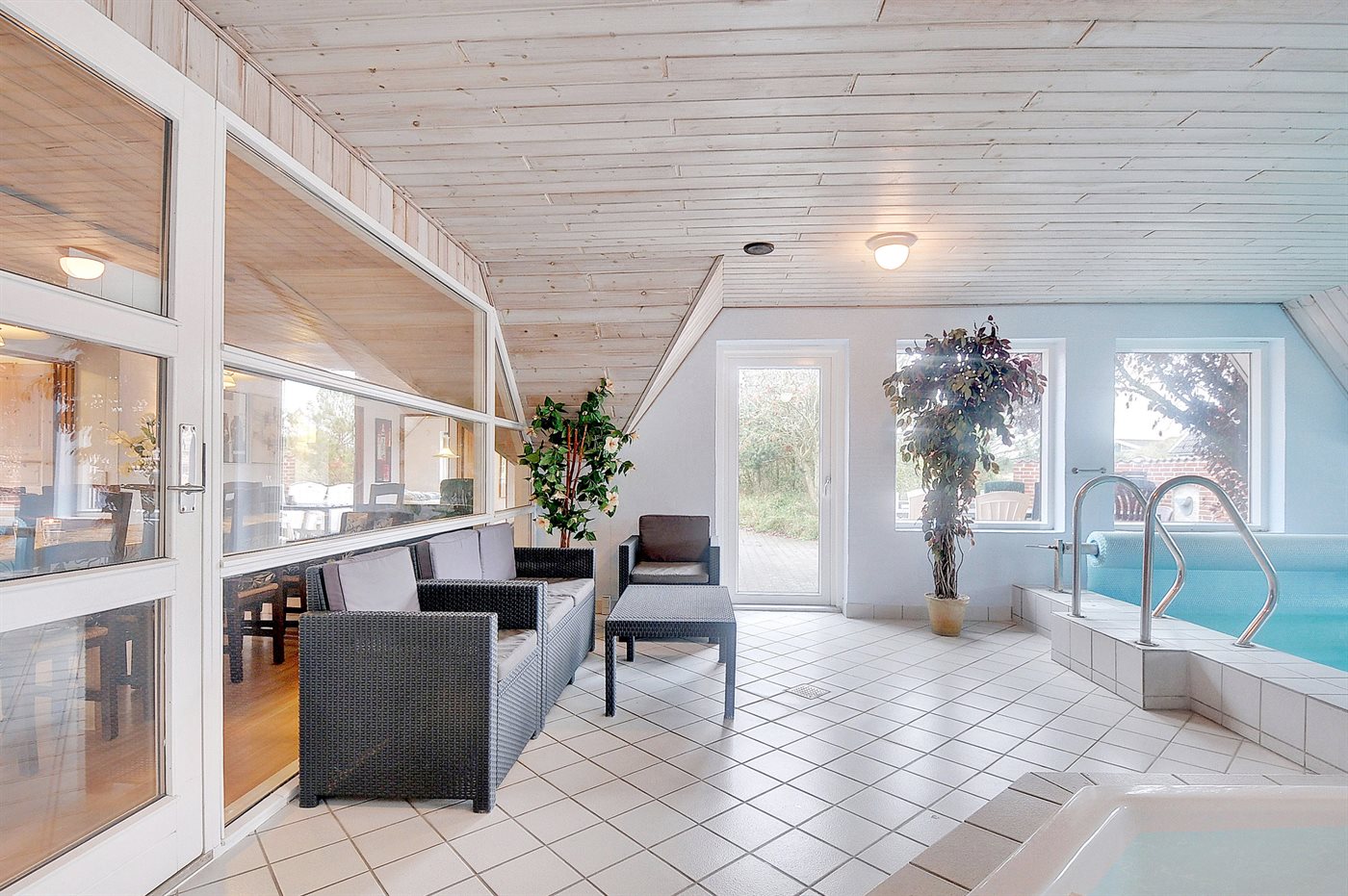 Traumhaftes Ferienhaus mit Pool und Sauna in Blåvand - Bild 5