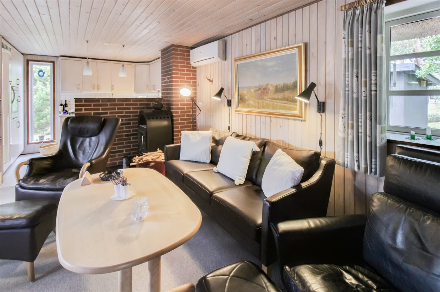 Gemütliches Ferienhaus mit Sauna, Kamin und Atriumgärten - Bild 5