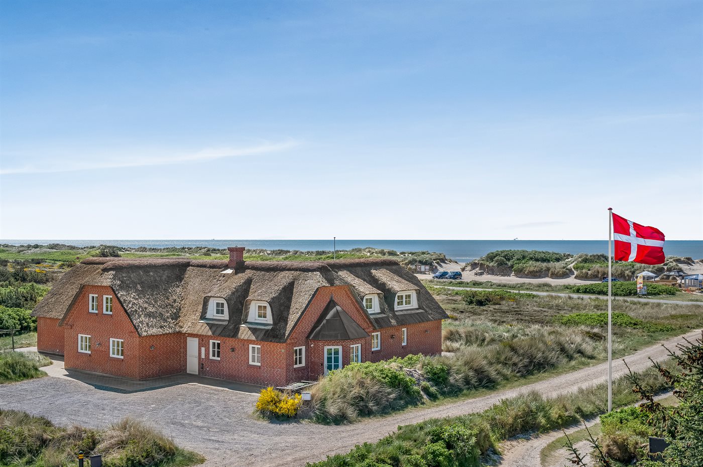Urlaubstraum in Blåvand: Luxus, Strand und Spaß für alle!