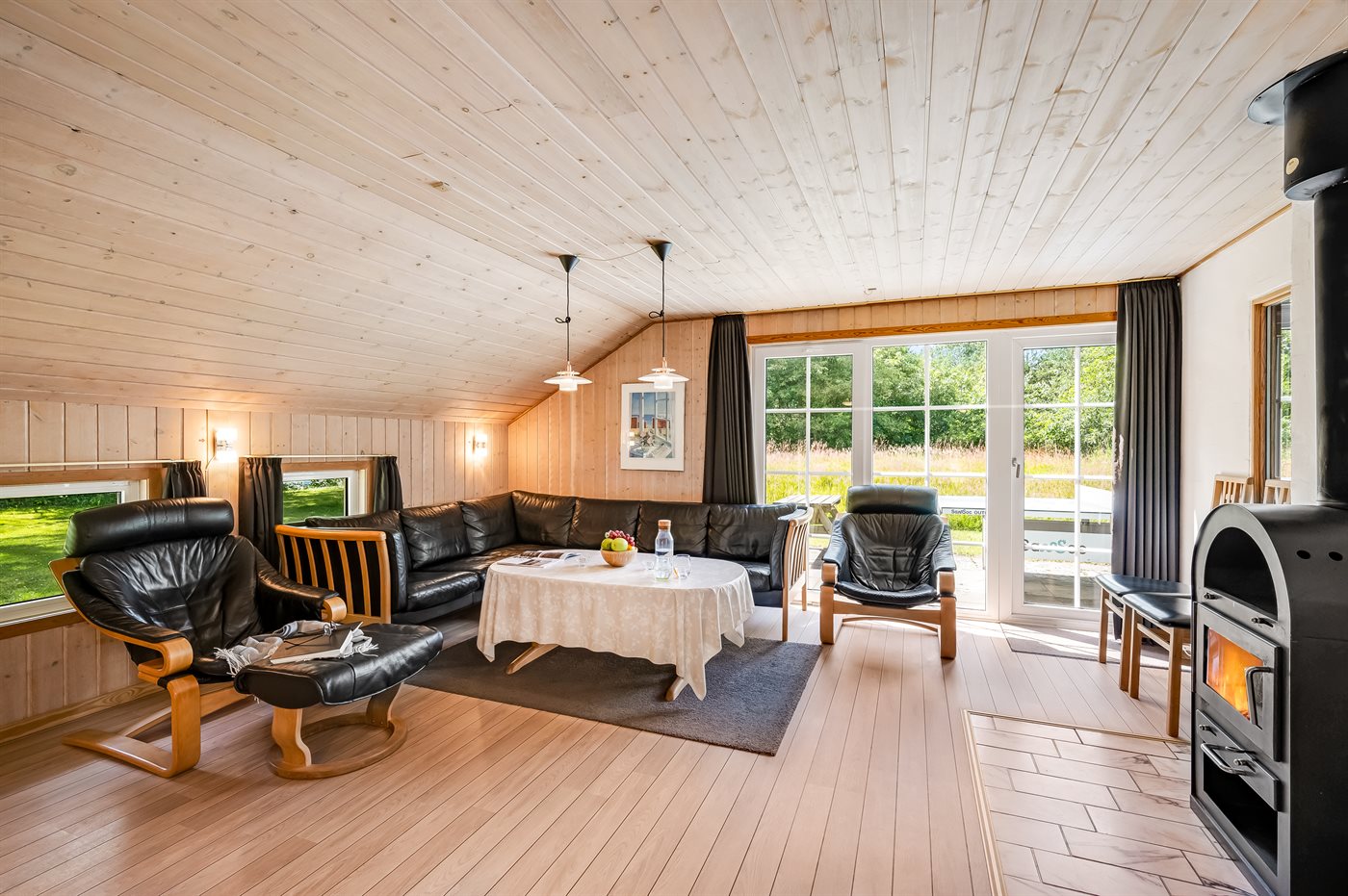 Luxuriöses Ferienhaus mit Pool und Sauna in Blåvand - Bild 5