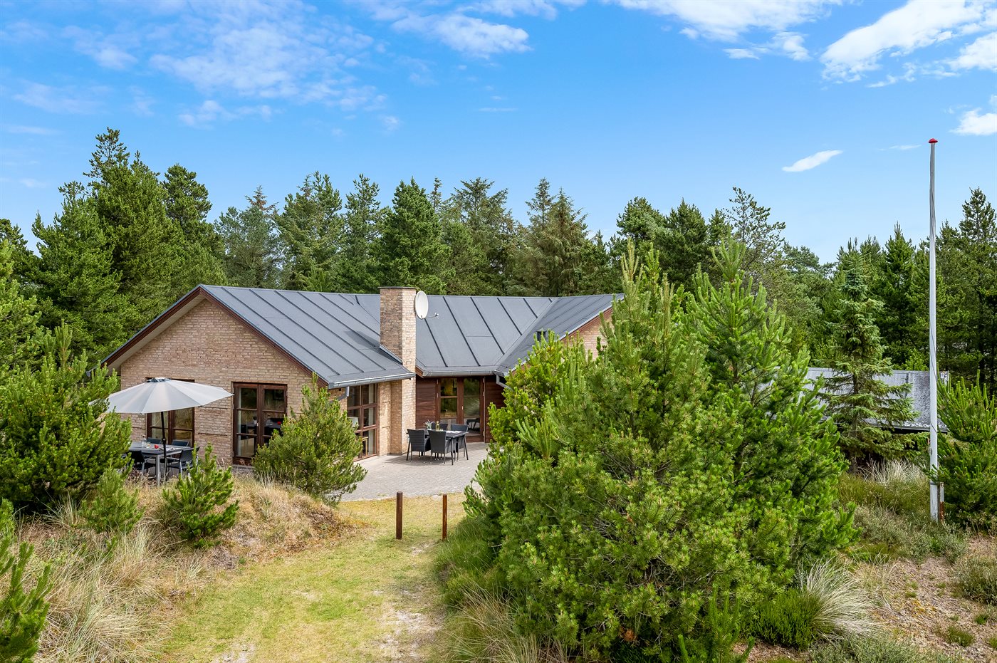 Entspanne im Traumferienhaus nahe Blåvand – dein Rückzugsort!