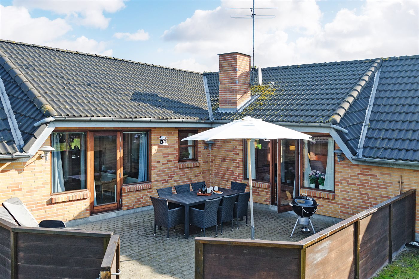 Dein traumhaftes Ferienhaus mit Pool in Blåvand! - Bild 2