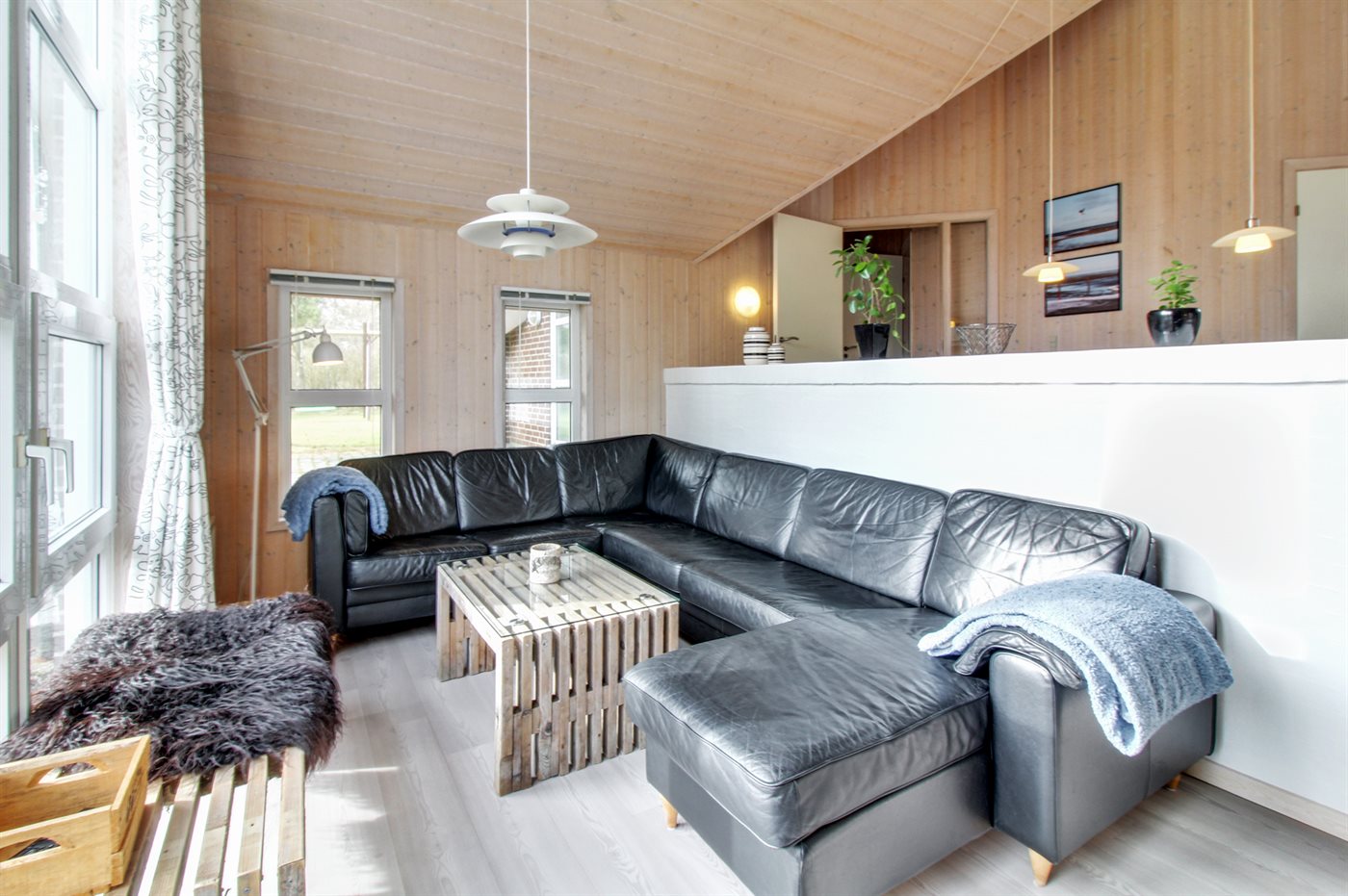 Entspanne im Architektenhaus mit Sauna und Whirlpool! - Bild 3