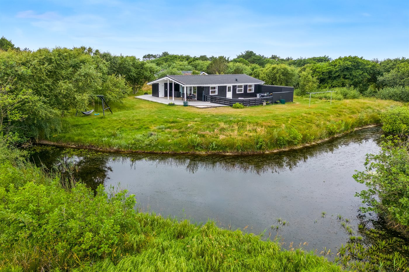 Dein Traumferienhaus in Rindby Strand – Inselparadies wartet!