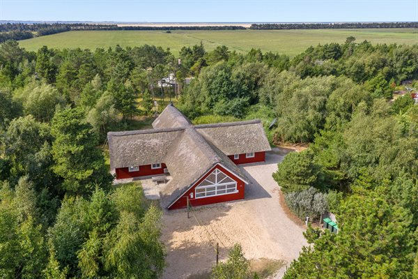 Sommerhus med pool i Rm (Klyden)