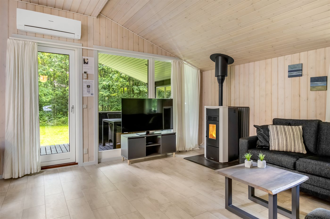 Waldhaus-Idylle mit Sauna, Kamin & XXL-Terrasse in Arrild - Bild 5