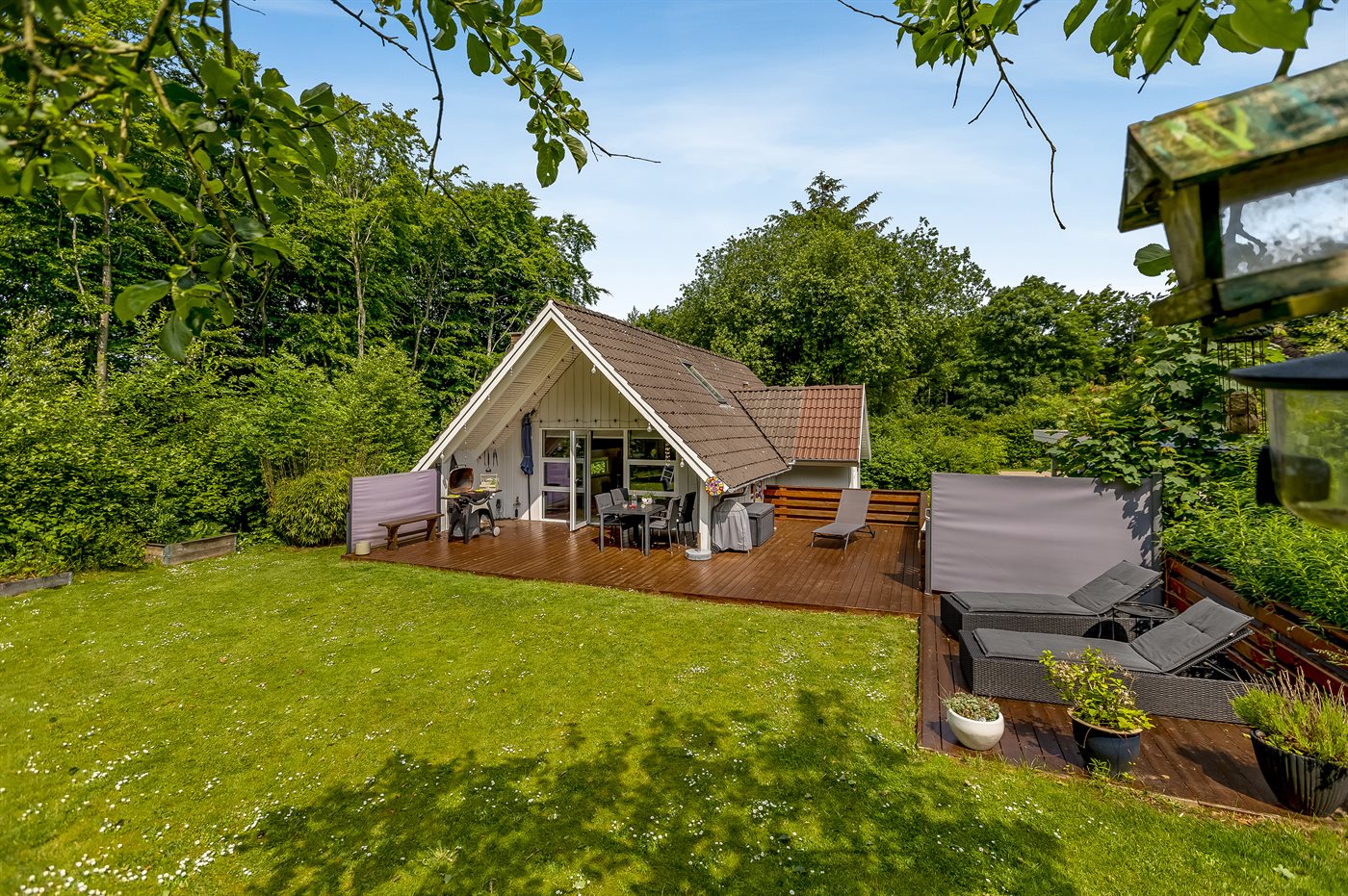 Gemütliches Ferienhaus mit Sauna, Kamin und großem Garten