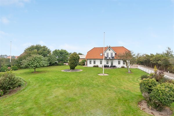 Hjer (Emmerlevvej) sommerhus med havudsigt